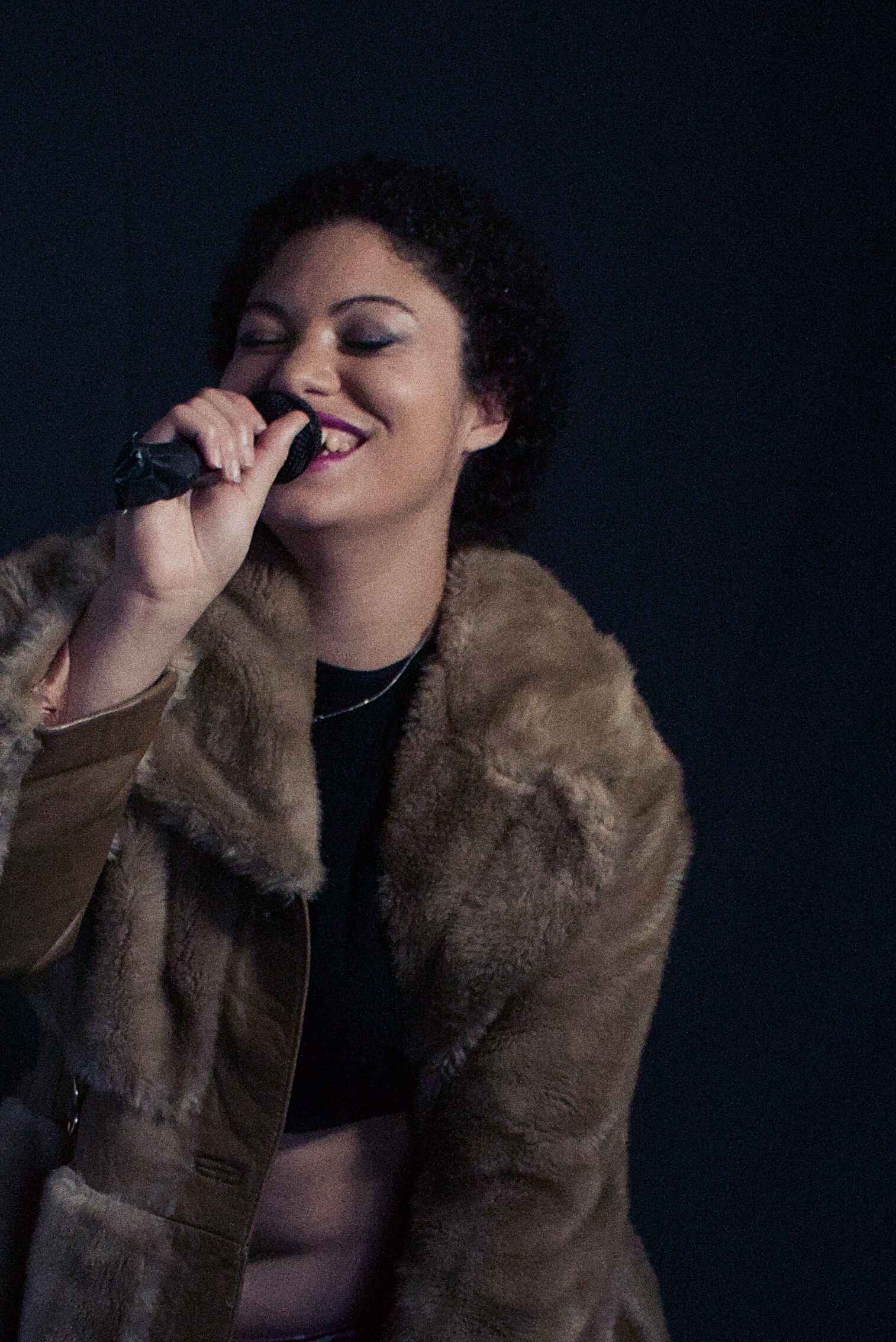 Vocalist Chaos is an Aesthetic